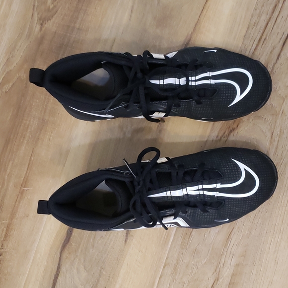 Nike Alpha football cleats - Picture 2 of 5